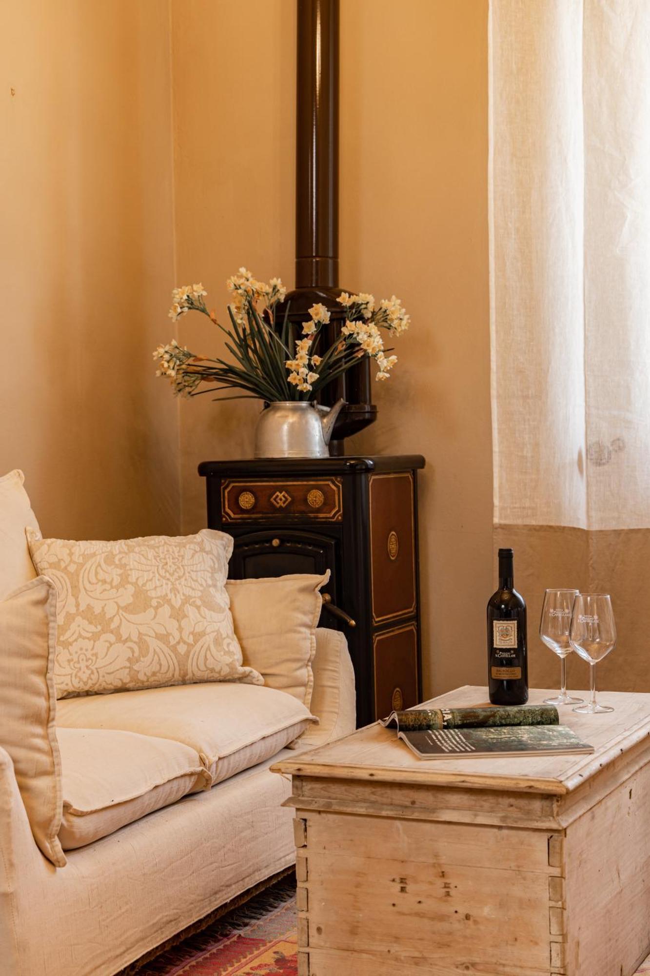 Agriturismo Poggio Il Castellare Montalcino Eksteriør billede